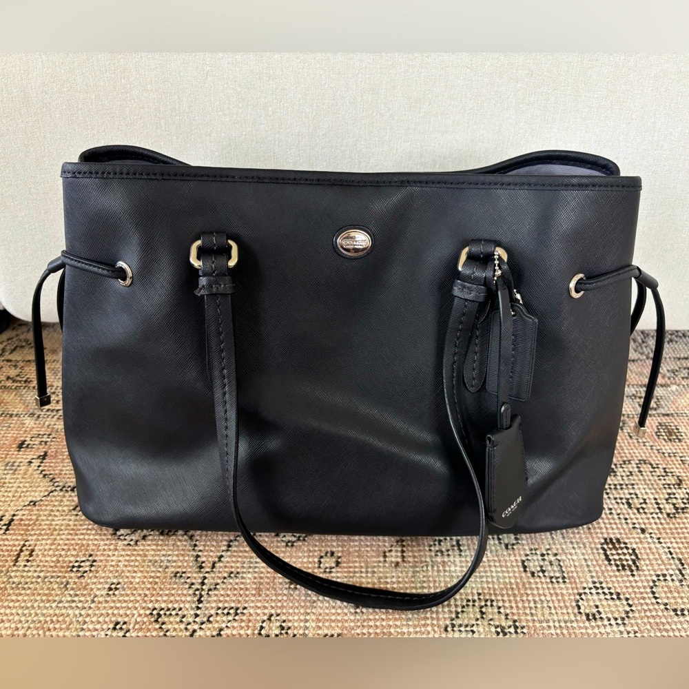Coach Peyton Saffiano drawstring carryall tote black leather handbag silver